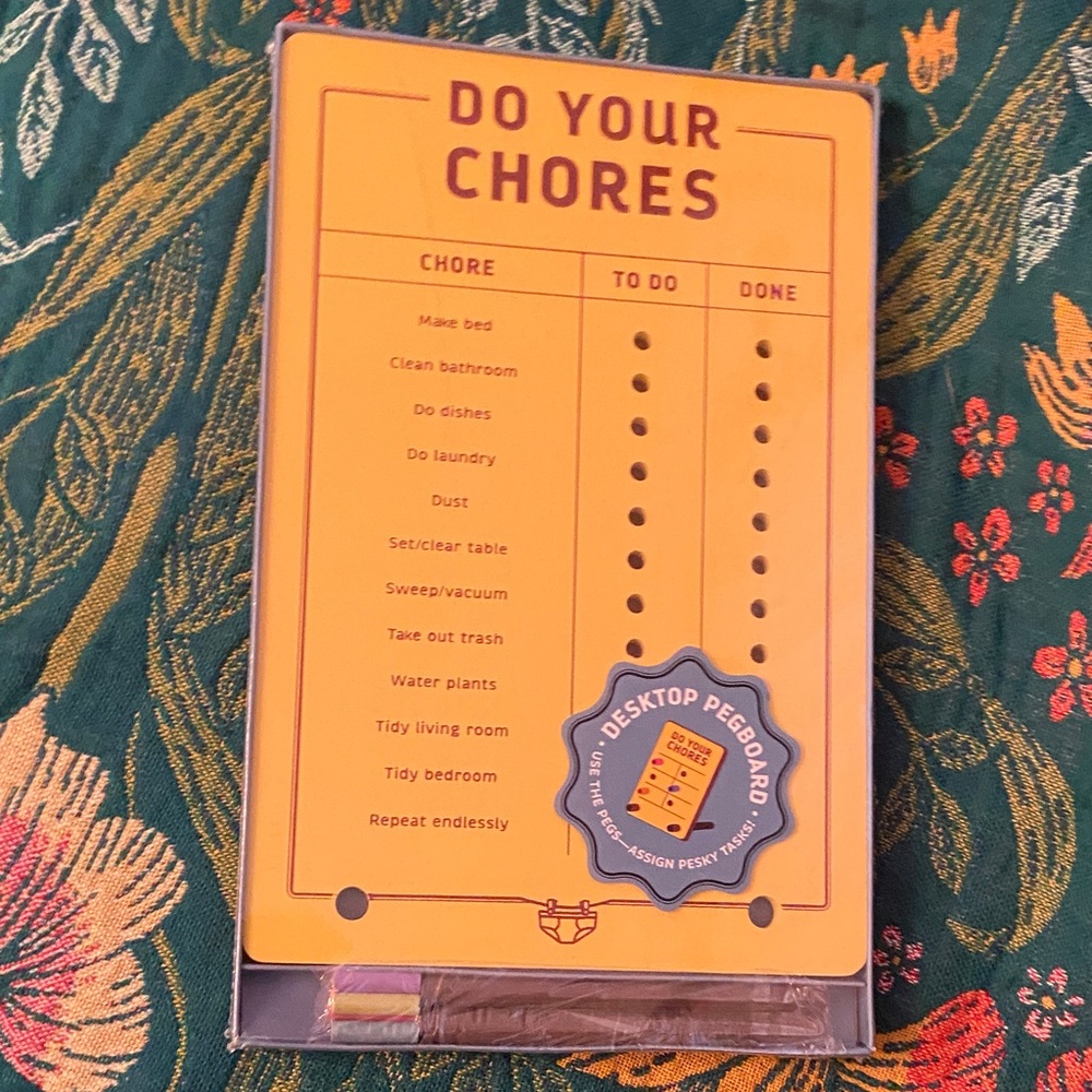 NWT Do Your Chores pegboard